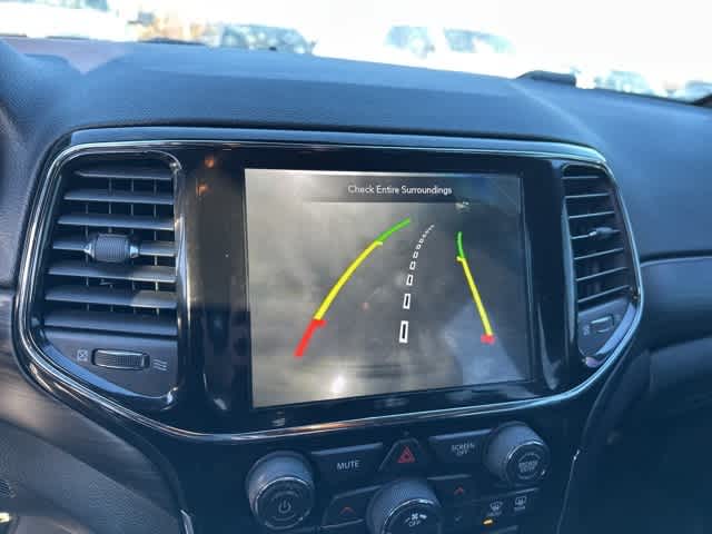 Thumbnail: 2021 Jeep Grand Cherokee - 11