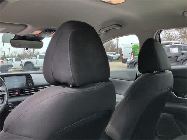 Thumbnail: 2023 Hyundai Elantra - 17