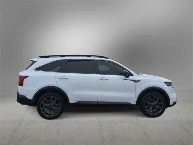 Thumbnail: 2022 Kia Sorento - 8