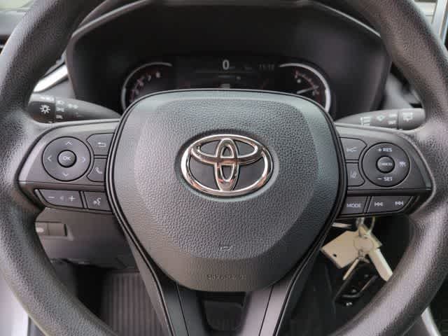 Thumbnail: 2023 Toyota RAV4 - 21