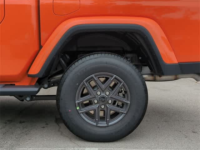 Thumbnail: 2025 Jeep Gladiator - 13