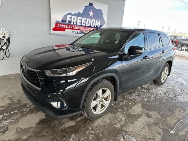 Thumbnail: 2021 Toyota Highlander - 2