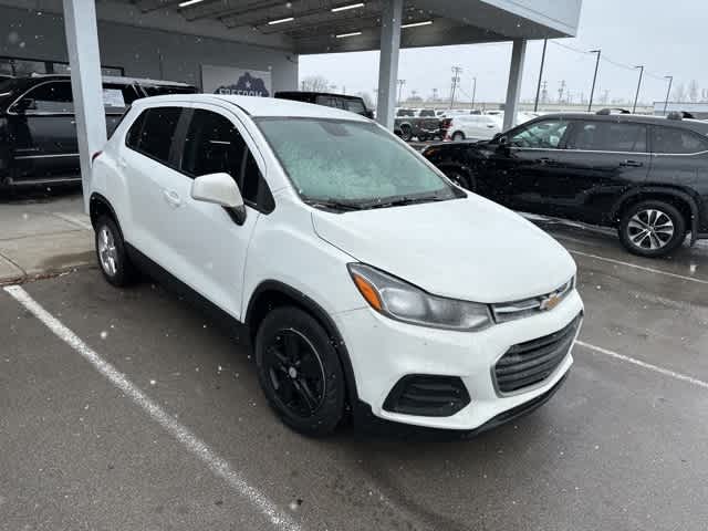 Thumbnail: 2020 Chevrolet Trax - 16