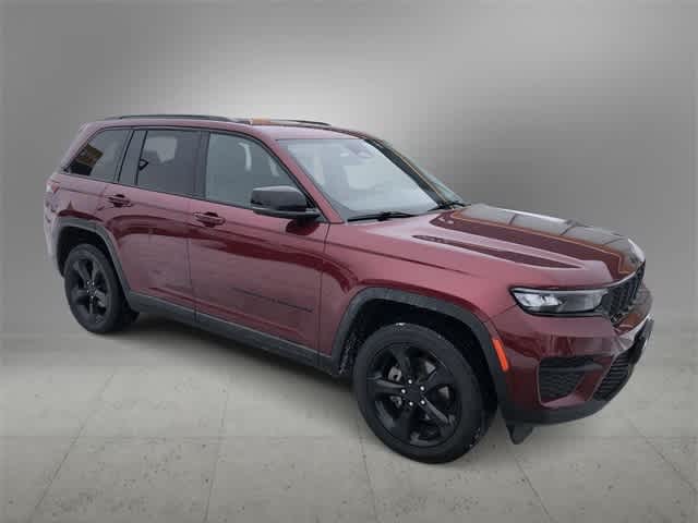Thumbnail: 2023 Jeep Grand Cherokee - 7