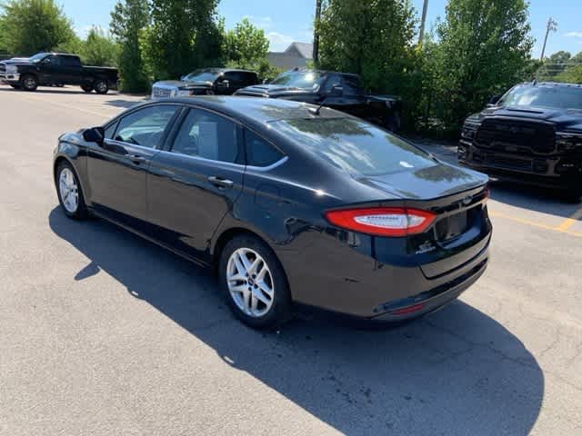 Thumbnail: 2015 Ford Fusion - 16