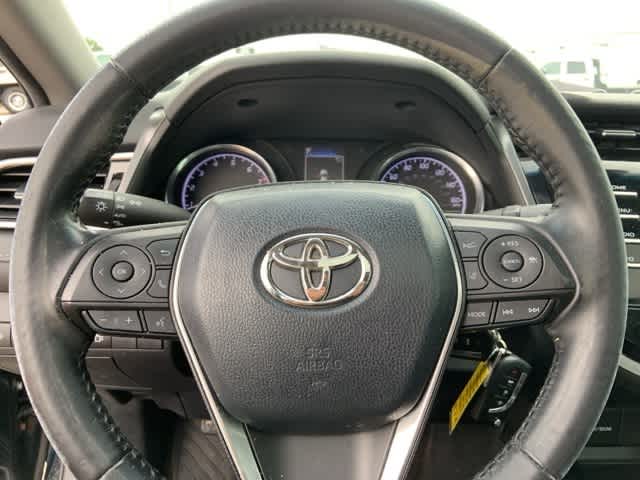 Thumbnail: 2018 Toyota Camry - 10
