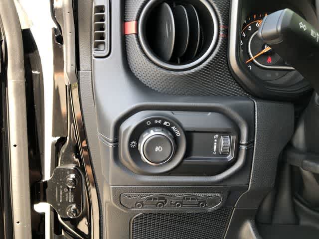Thumbnail: 2026 Jeep Wrangler - 29