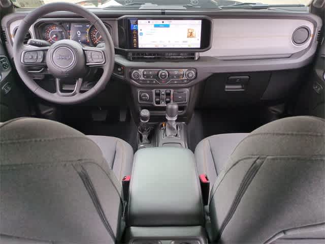 Thumbnail: 2025 Jeep Gladiator - 15