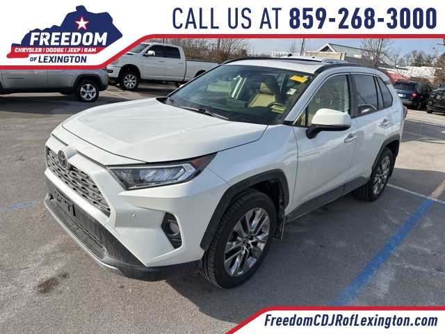 Thumbnail: 2019 Toyota RAV4 - 1