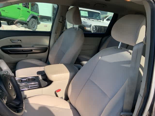 Thumbnail: 2020 Kia Sedona - 11