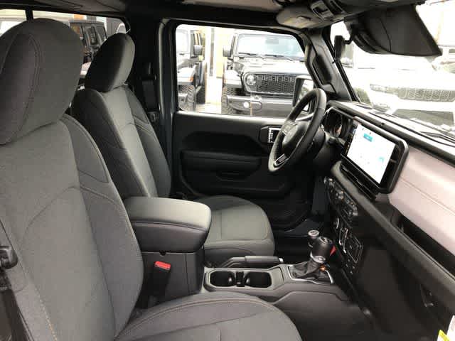 Thumbnail: 2026 Jeep Wrangler - 29