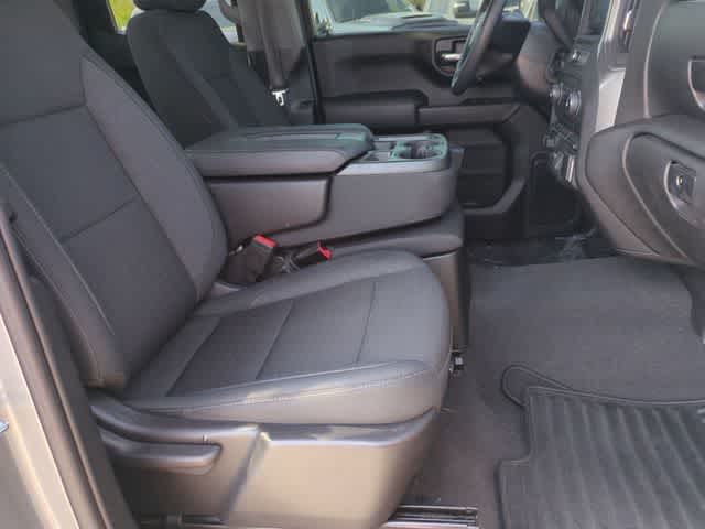 Thumbnail: 2023 Chevrolet Silverado 1500 - 22