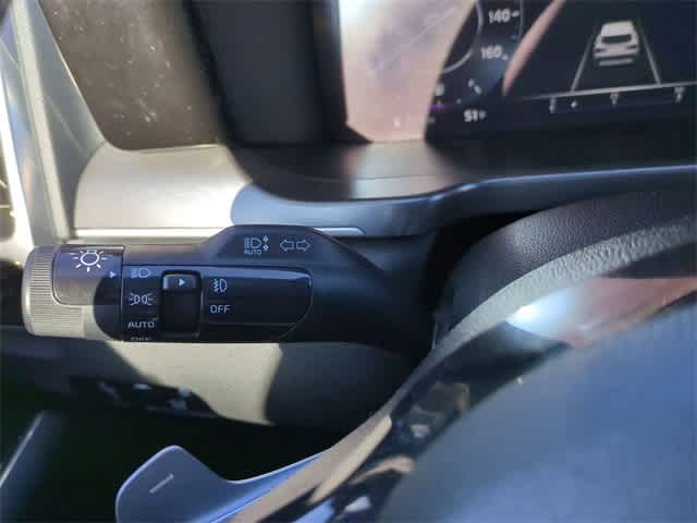 Thumbnail: 2022 Kia Sorento - 28