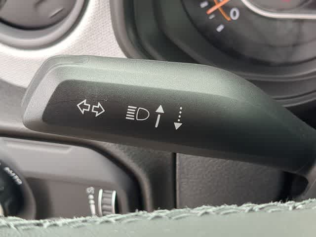 Thumbnail: 2026 Jeep Gladiator - 25