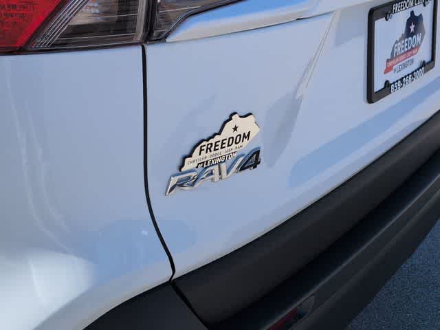Thumbnail: 2023 Toyota RAV4 - 12