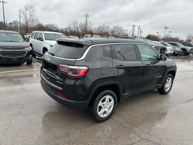 Thumbnail: 2022 Jeep Compass - 21