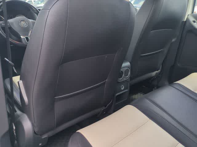 Thumbnail: 2017 Volkswagen Tiguan - 17