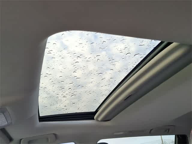 Thumbnail: 2019 Toyota Highlander - 20