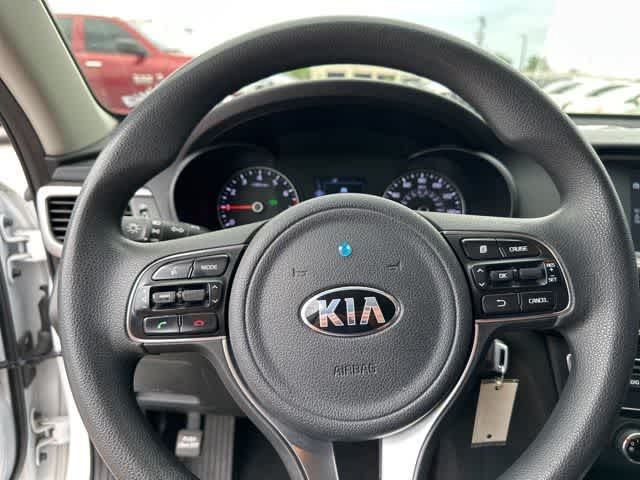Thumbnail: 2018 Kia Optima - 11