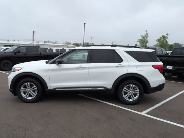 Thumbnail: 2023 Ford Explorer - 5