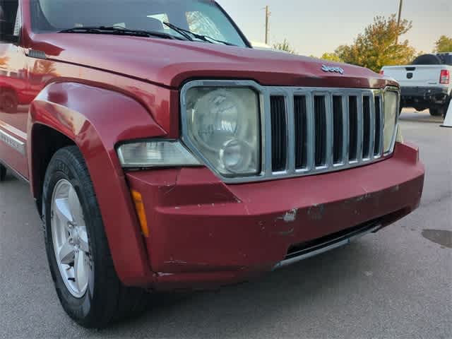 Thumbnail: 2010 Jeep Liberty - 10