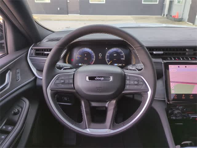 Thumbnail: 2025 Jeep Grand Cherokee L - 24