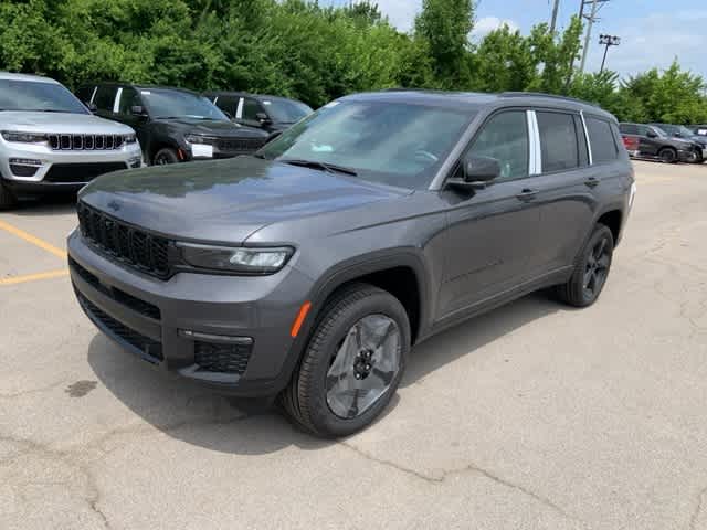 Thumbnail: 2025 Jeep Grand Cherokee L - 2