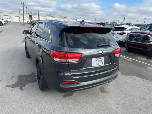Thumbnail: 2018 Kia Sorento - 17