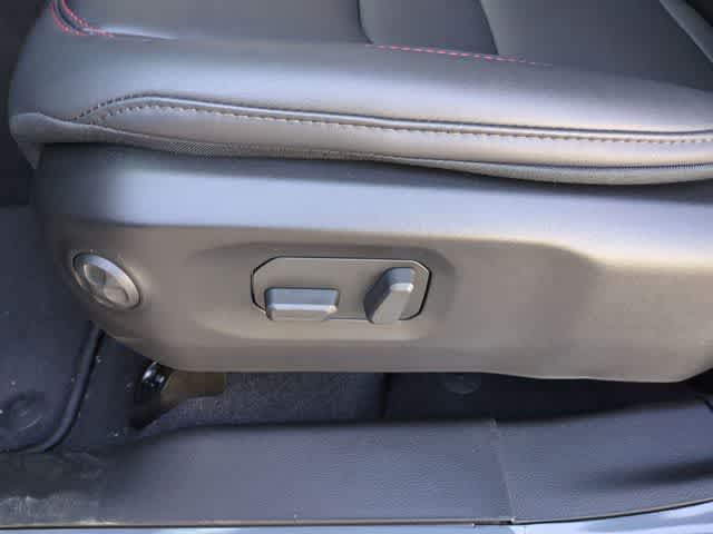 Thumbnail: 2026 Jeep Gladiator - 18