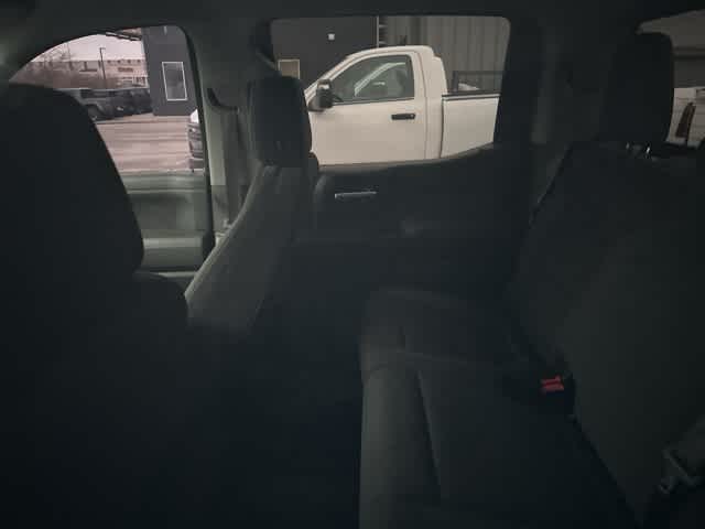 Thumbnail: 2021 Chevrolet Silverado 1500 - 17