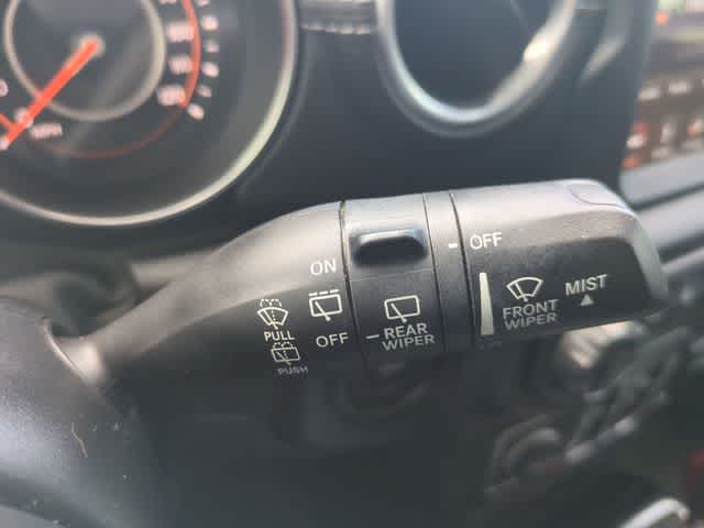 Thumbnail: 2018 Jeep Wrangler - 25