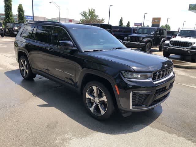 Thumbnail: 2026 Jeep Grand Cherokee L - 8