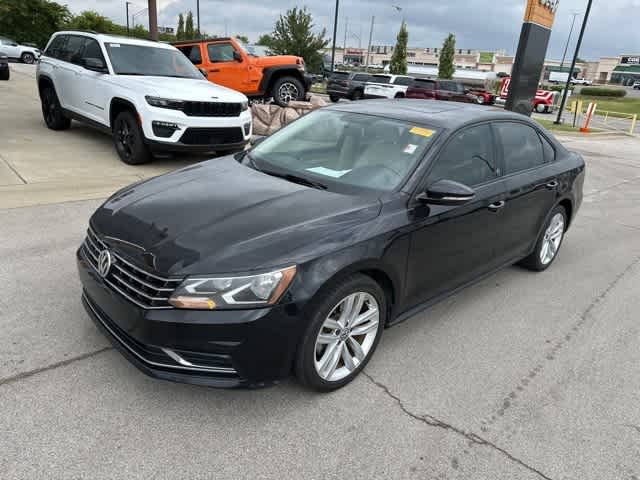 Thumbnail: 2019 Volkswagen Passat - 13