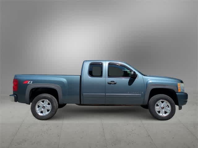 Thumbnail: 2008 Chevrolet Silverado 1500 - 9