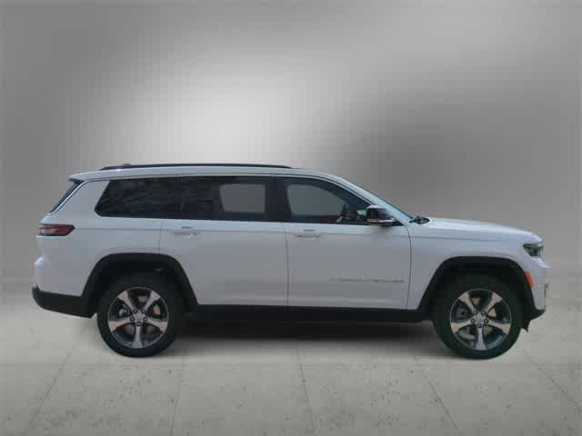 Thumbnail: 2025 Jeep Grand Cherokee L - 9