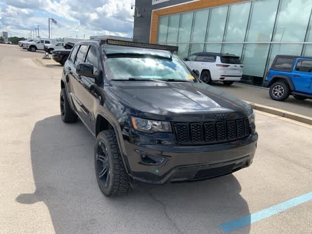 Thumbnail: 2018 Jeep Grand Cherokee - 26