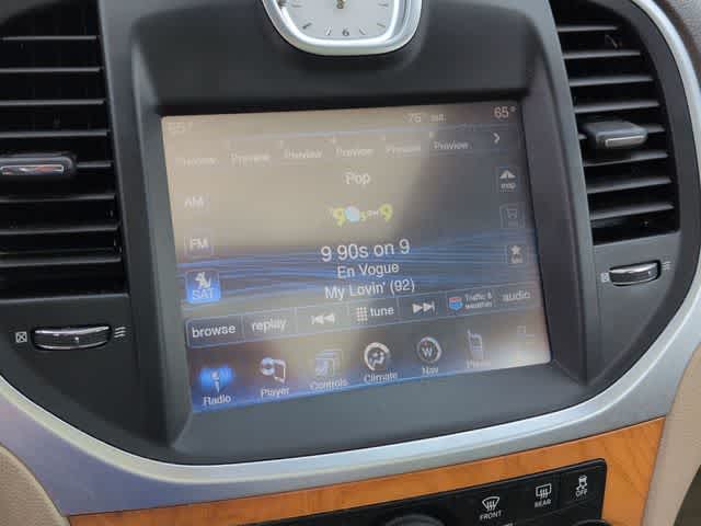 Thumbnail: 2013 Chrysler 300 - 30