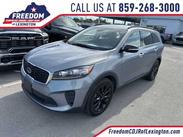 Thumbnail: 2019 Kia Sorento - 1