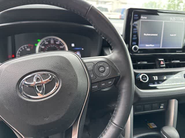Thumbnail: 2022 Toyota Corolla Cross - 8