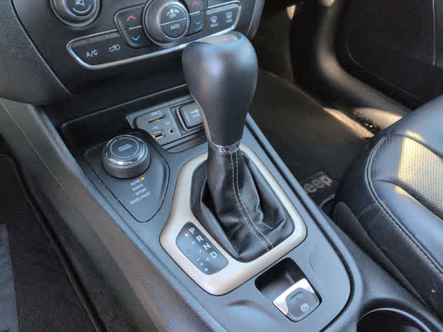 Thumbnail: 2014 Jeep Cherokee - 33