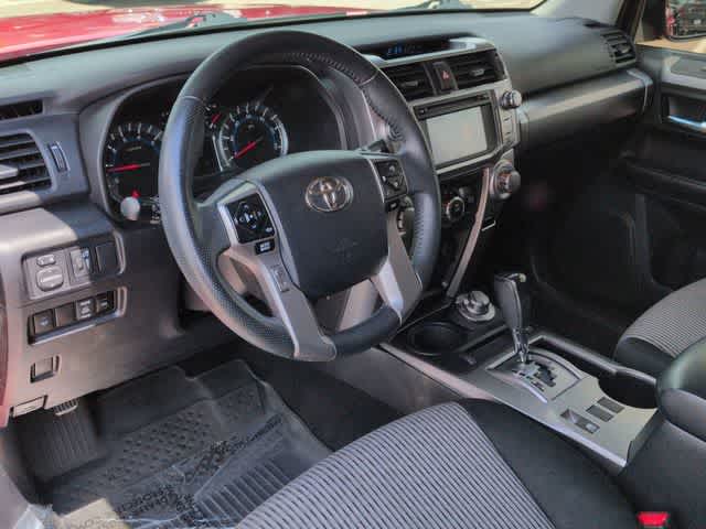 Thumbnail: 2016 Toyota 4Runner - 10