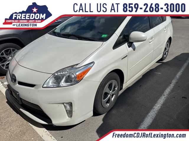 Thumbnail: 2015 Toyota Prius - 1