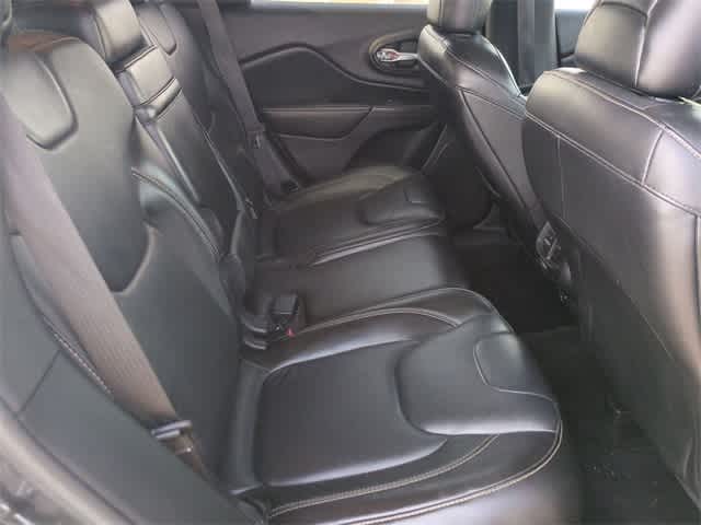 Thumbnail: 2015 Jeep Cherokee - 20