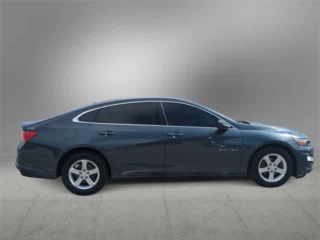 Thumbnail: 2019 Chevrolet Malibu - 9