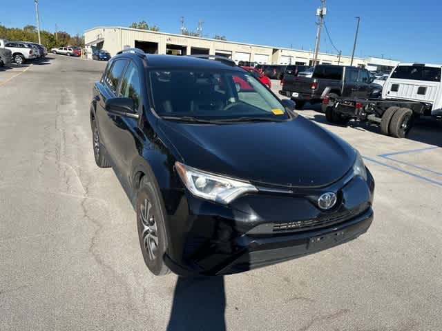 Thumbnail: 2016 Toyota RAV4 - 21