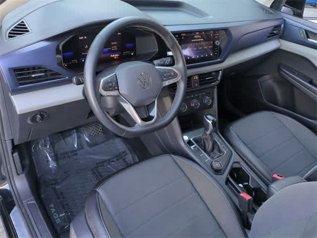 Thumbnail: 2022 Volkswagen Taos - 10