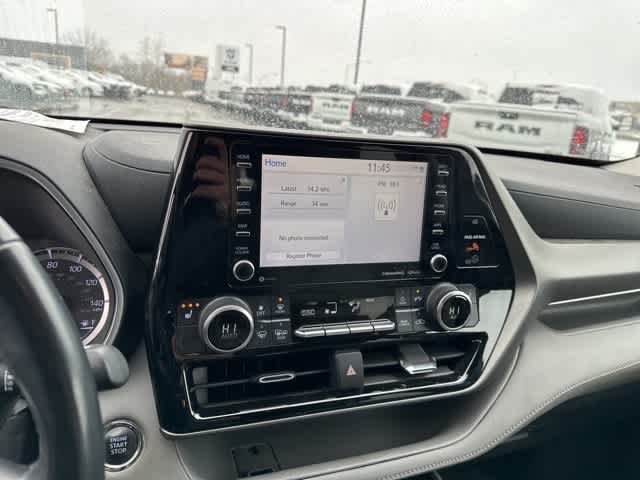 Thumbnail: 2022 Toyota Highlander - 10