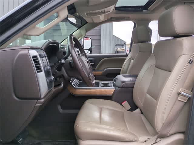 Thumbnail: 2016 Chevrolet Silverado 2500 - 17