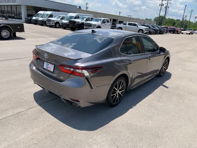 Thumbnail: 2021 Toyota Camry - 21