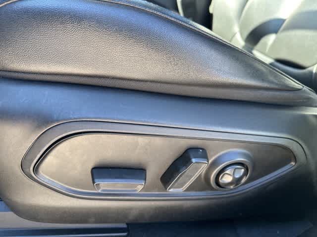 Thumbnail: 2023 Jeep Grand Cherokee - 13